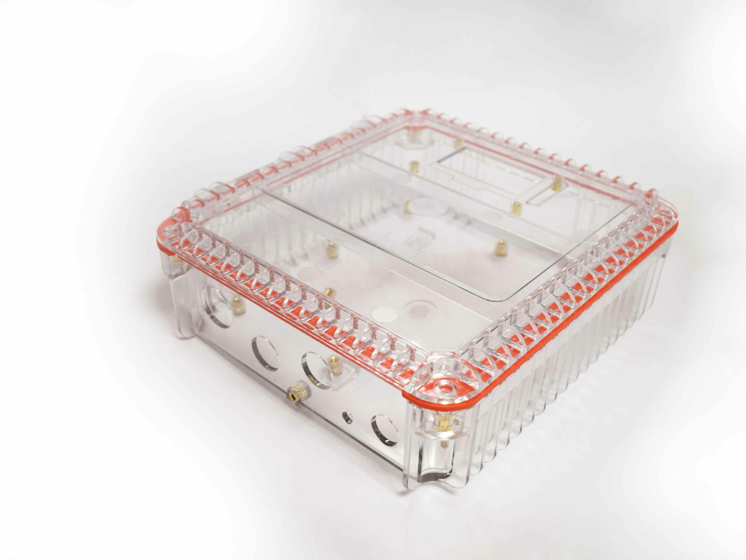 Boitier plastique transparent